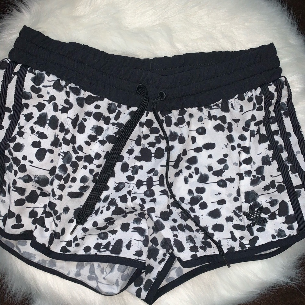 Adidas Shorts Size S
